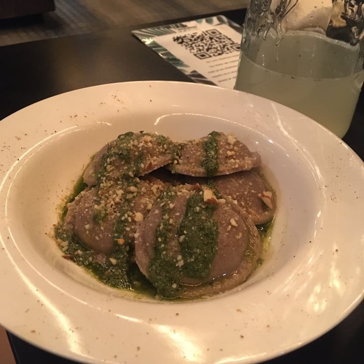 photo of MOLA Sorrentinos de brocoli shared by @lauchis on  17 Mar 2021 - review