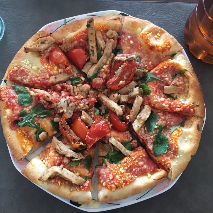 photo of Heura Heura Pizza 100% Vegetal shared by @beardandjays on  11 Apr 2021 - review