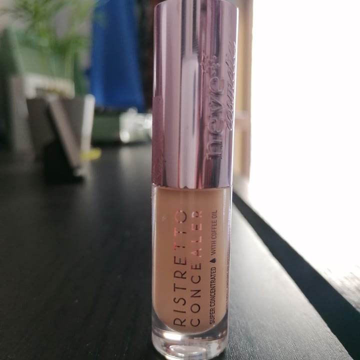 photo of Neve Cosmetics Ristretto concealer shared by @ludovicac on  14 Sep 2022 - review