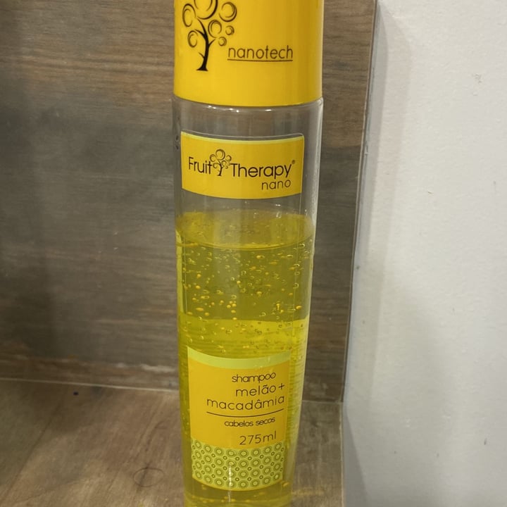 photo of fruit therapy Shampoo De Melão Com Macadâmia shared by @jonady on  22 Sep 2022 - review