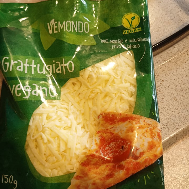 review photo of Vemondo Grattugiato Vegano shared by @jenny93 on 17 Oct 2022 - review