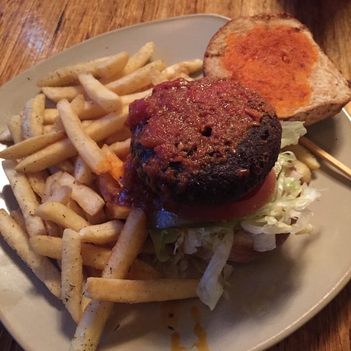 photo of Lord of the Fries - Swanston Street Original Burger shared by @cinnamonwolf on  23 Jun 2020 - review