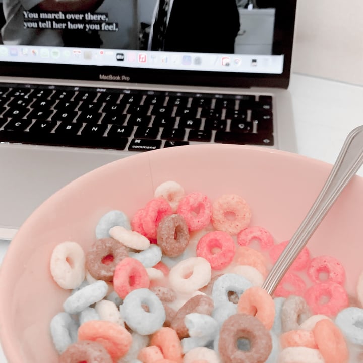 photo of Kellogg Froot Loops shared by @maryheino on  12 Feb 2021 - review