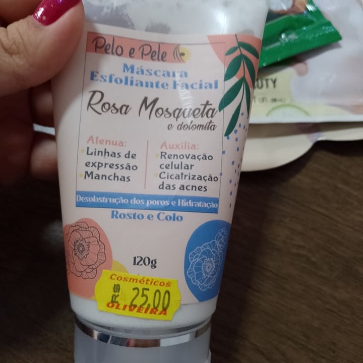 photo of pelo e pele Máscara esfoliante de rosa mosqueta e dolomita shared by @giocardosol on  08 Jul 2022 - review