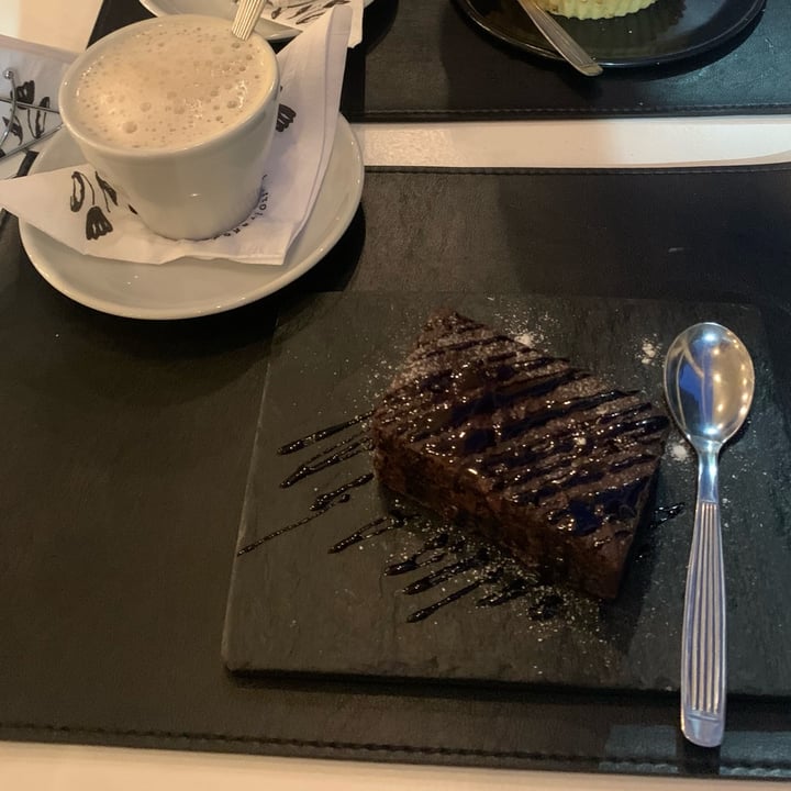 photo of Storybrooke Buenos Aires Brownie shared by @athi1 on  06 Dec 2022 - review