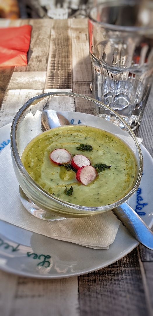 review photo of Chez Camille - Restaurant Pizzeria Le Lavandou Vegan pizzas and other vegan dishes shared by @alessandra on 26 Jun 2019 - review