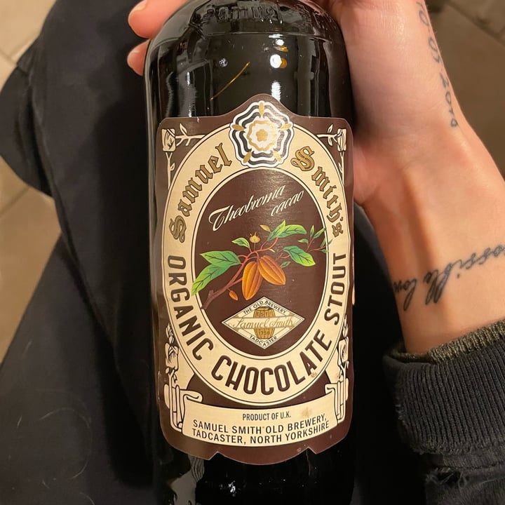 photo of Samuel Smith Old Brewery Organic Chocolate Stout shared by @gaiabertonelli on  05 Feb 2022 - review