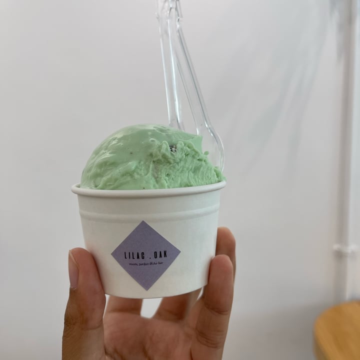 photo of Lilac Oak Mint gelato with Cacao nibs shared by @superdupersumi on  28 Feb 2022 - review