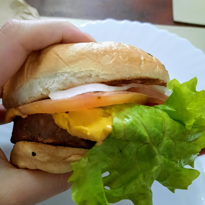 photo of Burger 54 Hamburguesa NOT Cheese shared by @vegaly on  19 Jul 2021 - review