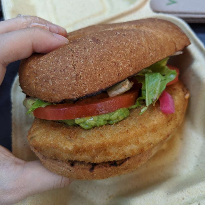 photo of Veggie Grill Santa Fe Crispy Chickin’ Sandwich shared by @viviantothewu on  08 Sep 2020 - review
