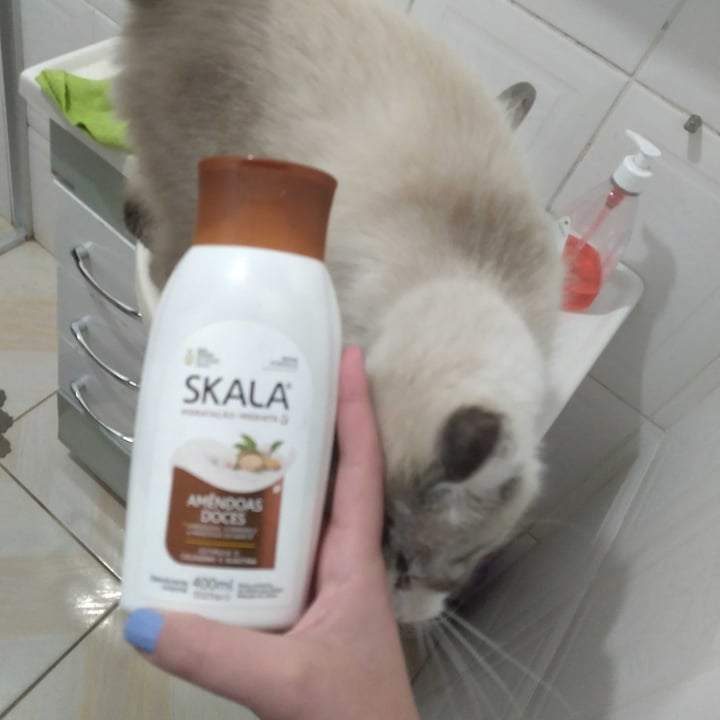 review photo of Skala Crema corporal shared by @echfernanda on 28 Apr 2022 - review