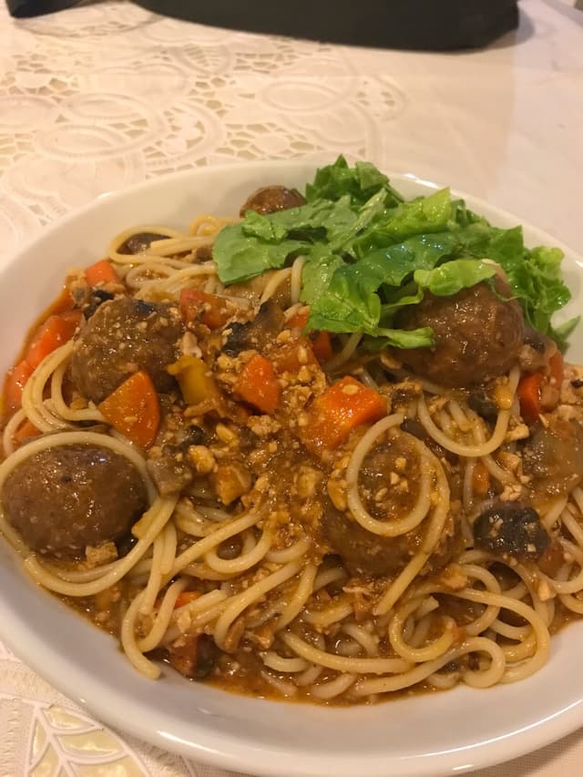 Foto del piatto “Spaghetti with tempeh meatballs”