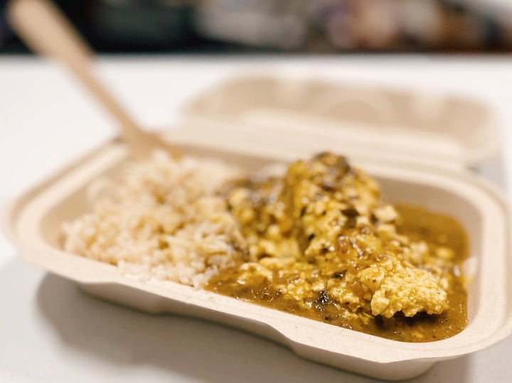 review photo of 7Vegans_HI Beyond Meat-loaf w/Tofu Scramble shared by @devynfields on 21 Jan 2020 - review