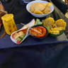 LOLA Mas Que Un Restaurante