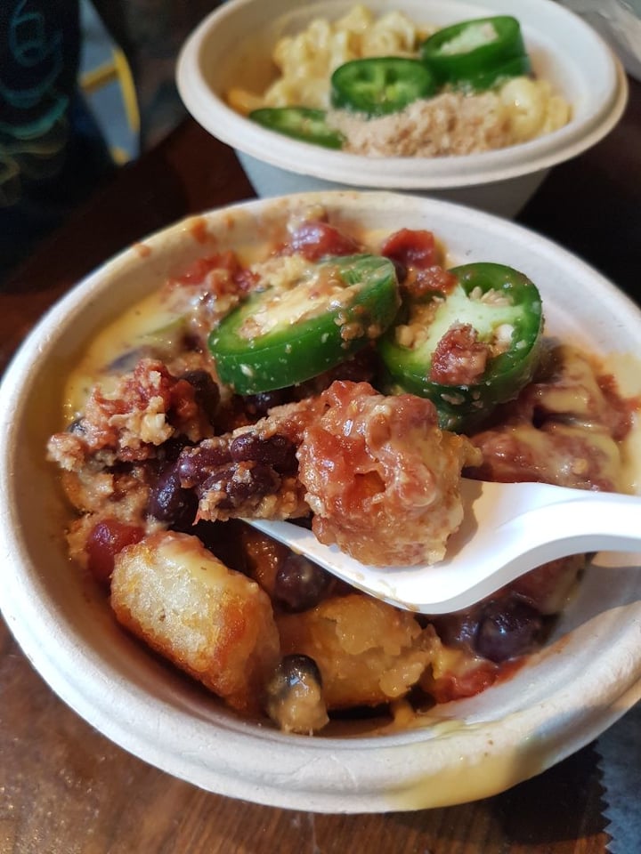 photo of The Cinnamon Snail Chilli cheese tator tots shared by @metalmel666 on  20 Sep 2019 - review