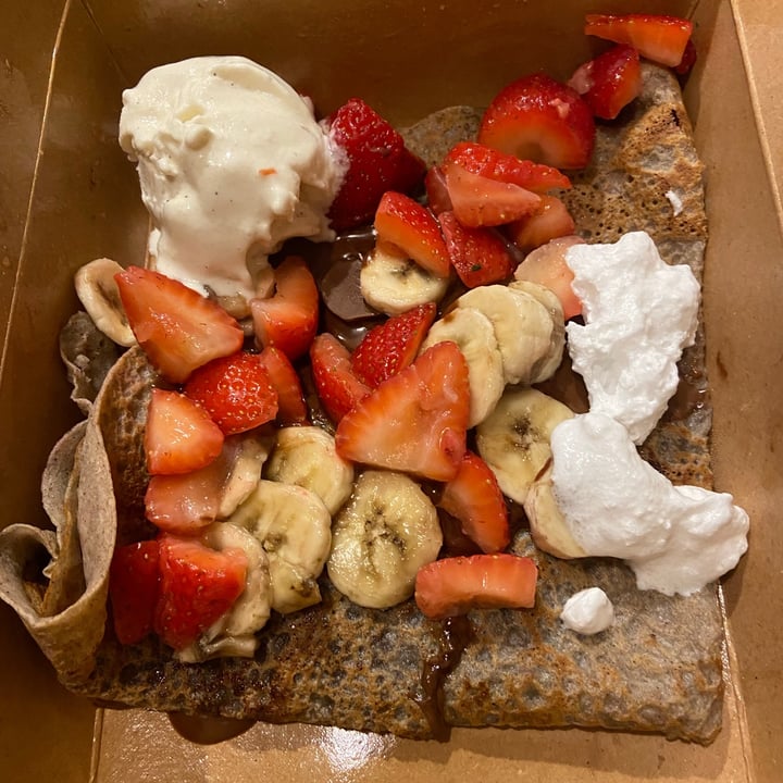 review photo of Crêpeaffaire Westfield London Vegan The Whole Shebang shared by @elizabethmullaney on 21 Jul 2021 - review