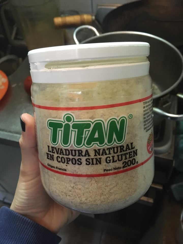 photo of Titan Levadura Natural en Copos shared by @nicolastik on  08 Sep 2019 - review
