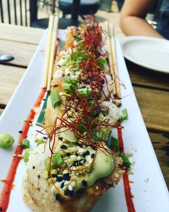 photo of No Bones Beach Club Volcano roll shared by @veganjessica on  31 Mar 2020 - review