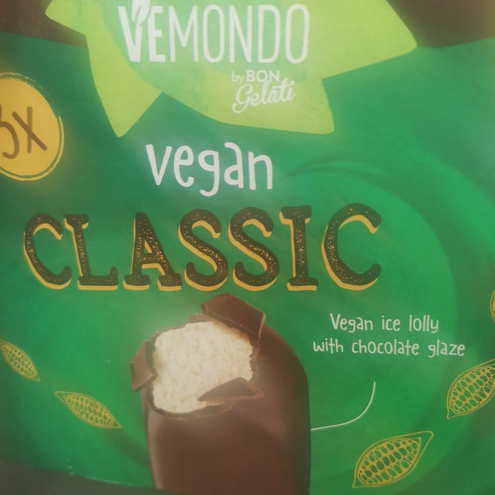 photo of Vemondo  Vegan Classic shared by @elevegansoul on  17 Jul 2022 - review