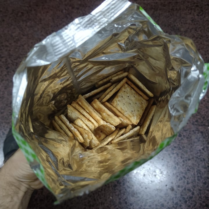 photo of Molino Cañuelas Galletitas con Salvado Mini Crackers Paseo shared by @pablomolle on  25 Jun 2021 - review