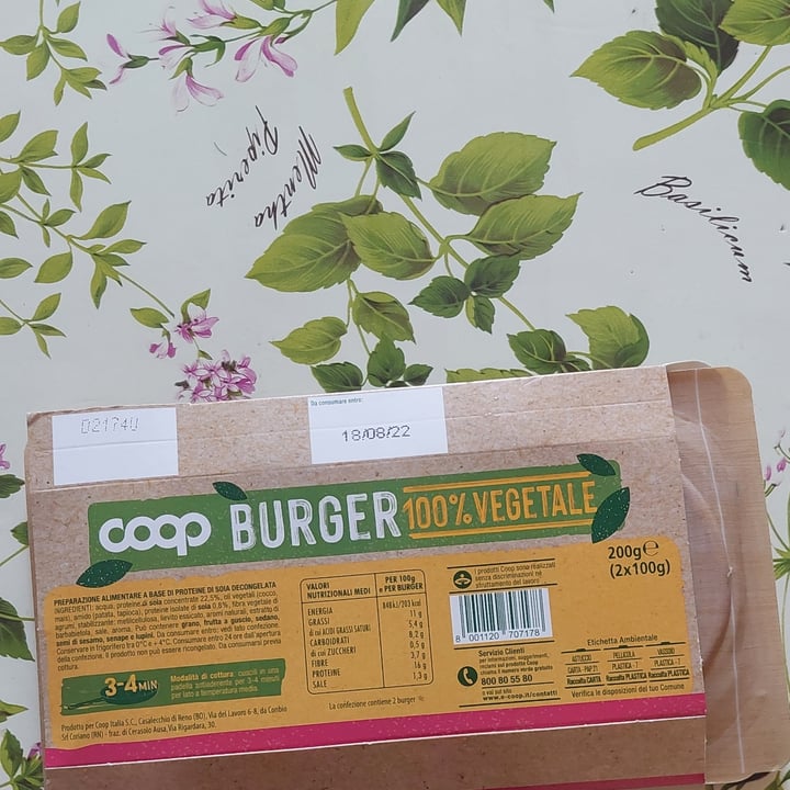 review photo of Coop Burger 100% vegetali Sucoso & Gustoso shared by @laurac62 on 01 Aug 2022 - review