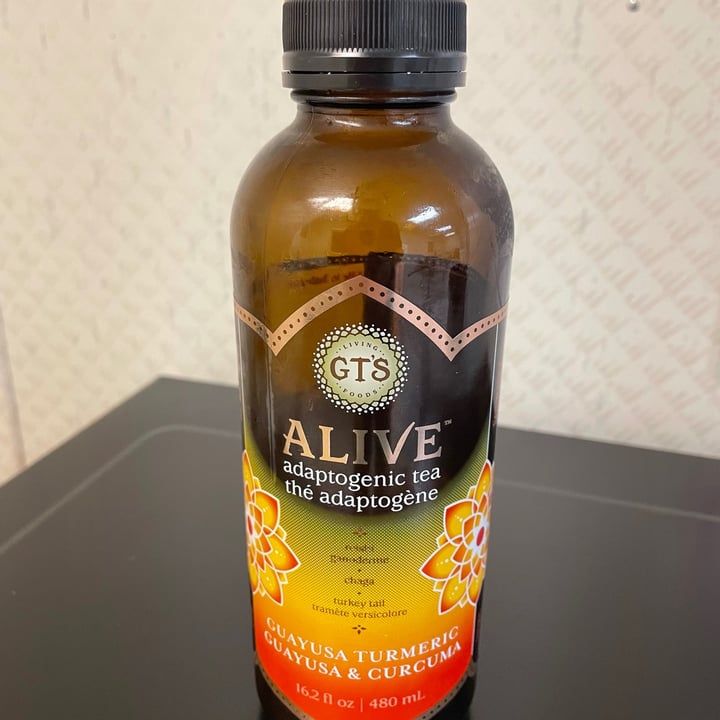photo of GT’s Living Foods Alive Adaptogenic Tea Guayusa Turmeric shared by @billofthewild on  10 Sep 2021 - review