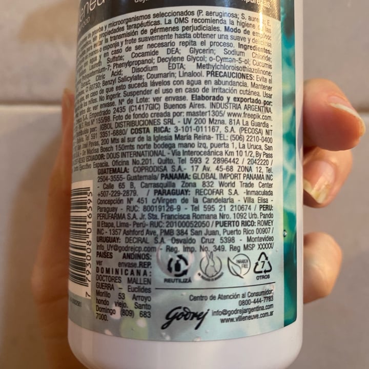 photo of Villeneuve Jabón liquido antibacterial shared by @latinee on  12 Feb 2022 - review