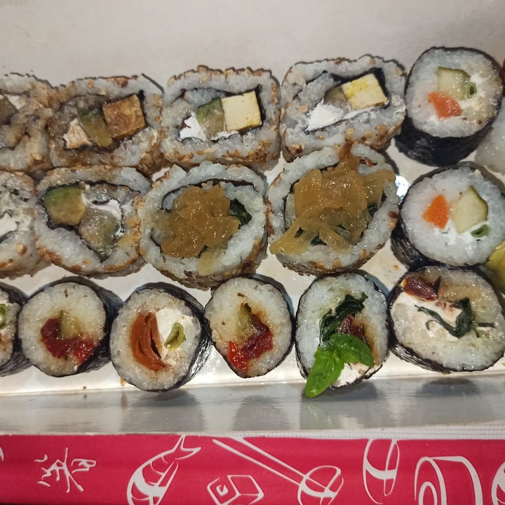 review photo of El Garage Bar Sushi shared by @_anahisa on 11 Dec 2021 - review