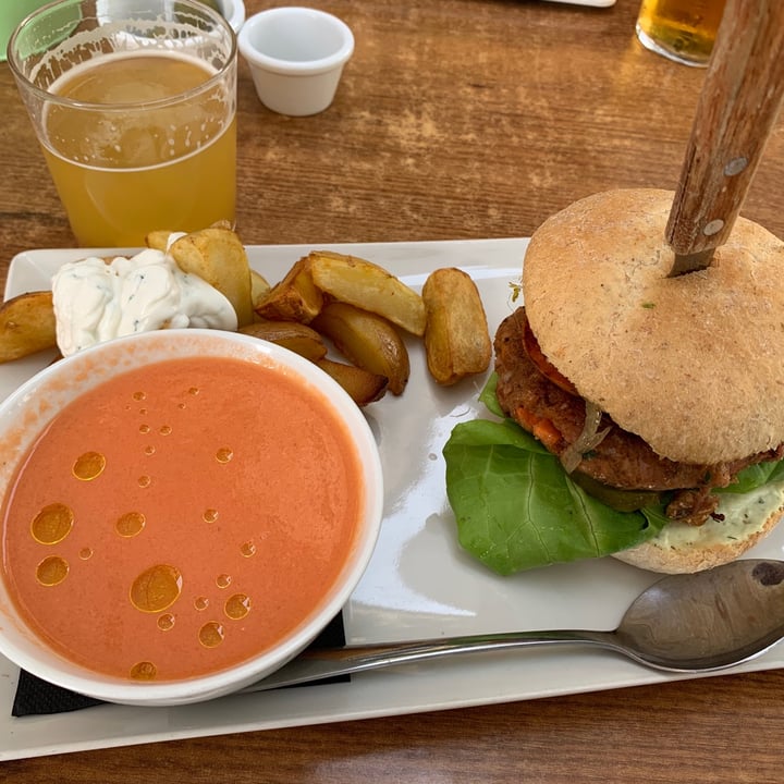 photo of Viva Burger Menú del día shared by @noeliaperez on  16 Sep 2020 - review