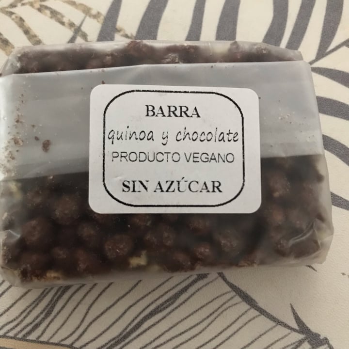 photo of Carmela Tomasa Barra de quinoa con chocolate shared by @hipernova on  22 Nov 2021 - review