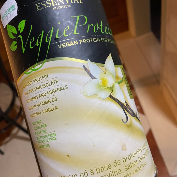 review photo of Essential Nutrition Veggie Protein Vanilla shared by @leticiaesperanca on 10 May 2022 - review