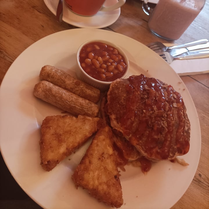photo of Cafe Chambers Vegan No Meat Treat Pancake Stack shared by @owenmcl on  20 Nov 2022 - review