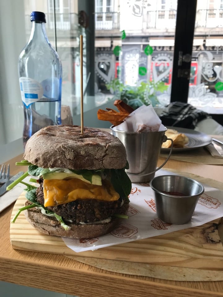 photo of Veganapati - Vegan Restaurant Brownie (Burger) shared by @joaoalmeida on  21 Jan 2020 - review