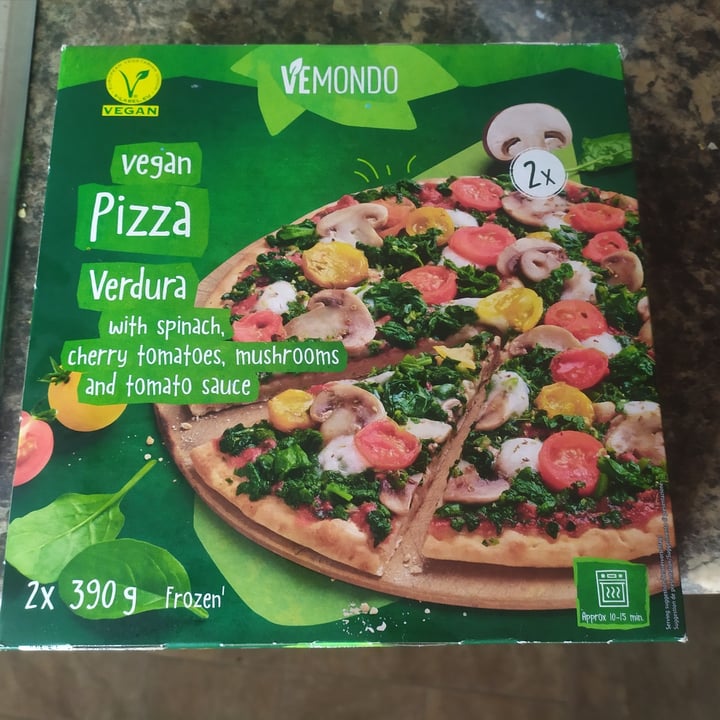 photo of Vemondo Vegan Pizza Tomate, Espinaca y Champiñones shared by @dotty on  20 Aug 2021 - review