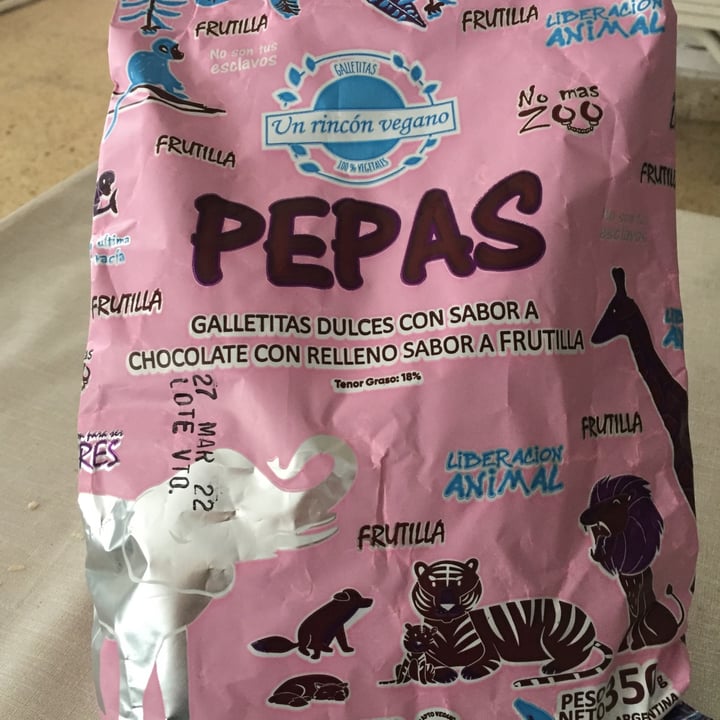 review photo of Un Rincón Vegano Pepas Galletas Dulces con sabor Chocolate con relleno de Frutilla shared by @milimtn on 08 Nov 2021 - review