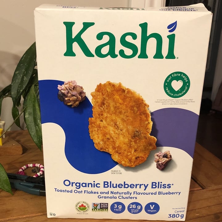 photo of Kashi Organic blueberry Clusters Cereal shared by @biancad on  06 Nov 2021 - review