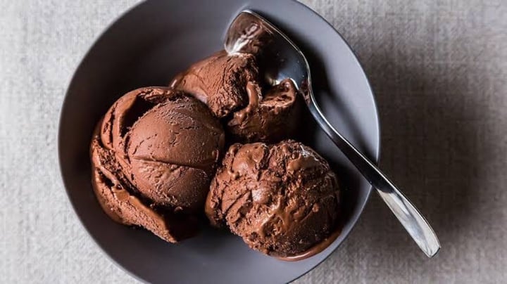 photo of Dittoo Ice Creams Chocolate Icecream shared by @universalpresident on  25 Mar 2020 - review