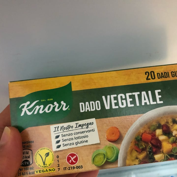 photo of Knorr Dado vegetale vegan shared by @nasmix on  19 Mar 2022 - review
