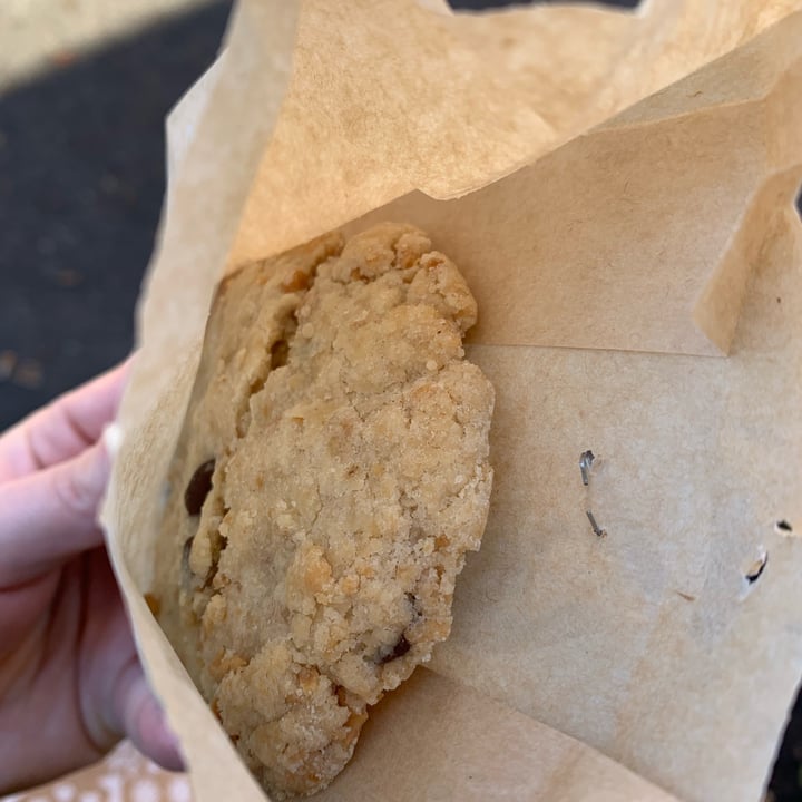 review photo of Manipura Eat Green Biscottoni arachidi e cioccolato shared by @ilariamercury on 11 Dec 2021 - review
