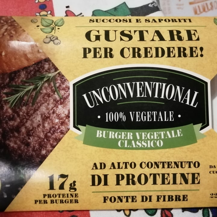 photo of Unconventional Burger Vegetale Classico - Classic Burger shared by @luciariggio on  06 Dec 2022 - review