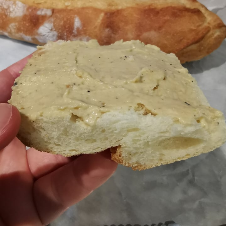 review photo of BobAli Foods Hummus - Roasted Garlic & Truffle shared by @michela16 on 20 Mar 2021 - review
