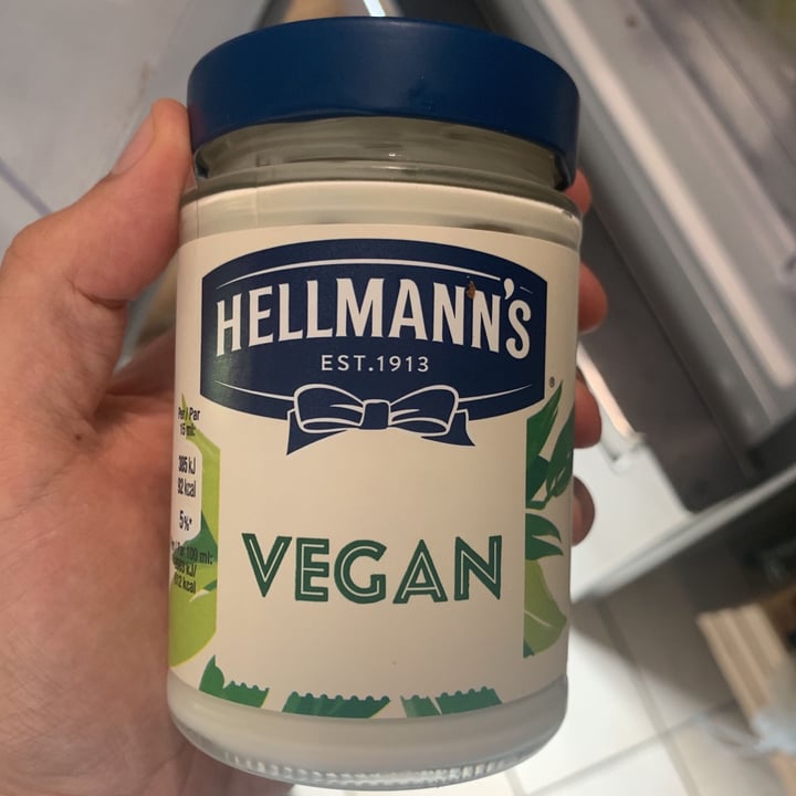 photo of Hellmann’s Hellman’s Vegan Mayonnaise shared by @bertus on  06 Jul 2020 - review