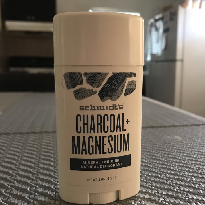 photo of Schmidt's Charcoal + Magnesium Deodorant Stick shared by @hiddengem65 on  02 May 2020 - review