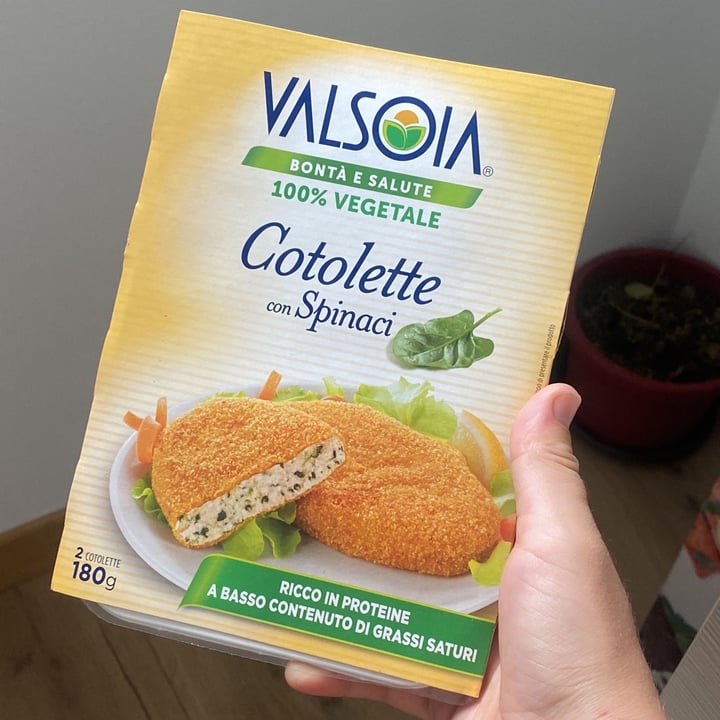 review photo of Valsoia Cotolette con spinaci shared by @veganfairytale on 26 Aug 2022 - review