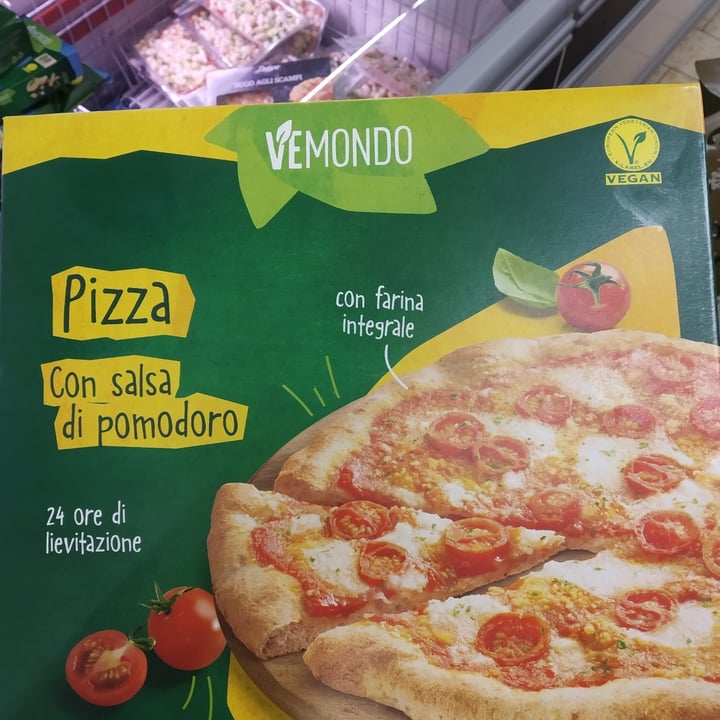 photo of Vemondo Pizza con Salsa di Pomodoro shared by @treni90 on  03 Dec 2021 - review