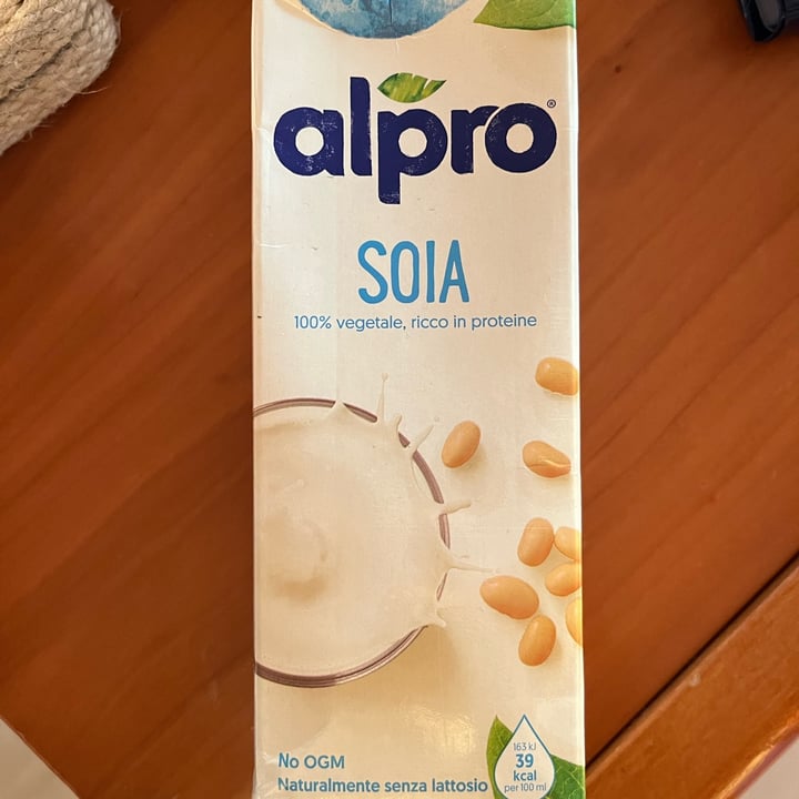 photo of Alpro Soya Milk shared by @ooclaudizzle on  22 Mar 2022 - review