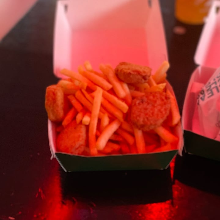 review photo of Clean Kitchen Wembley BBQ Cheeze shared by @anandbasuattwood on 07 Dec 2022 - review