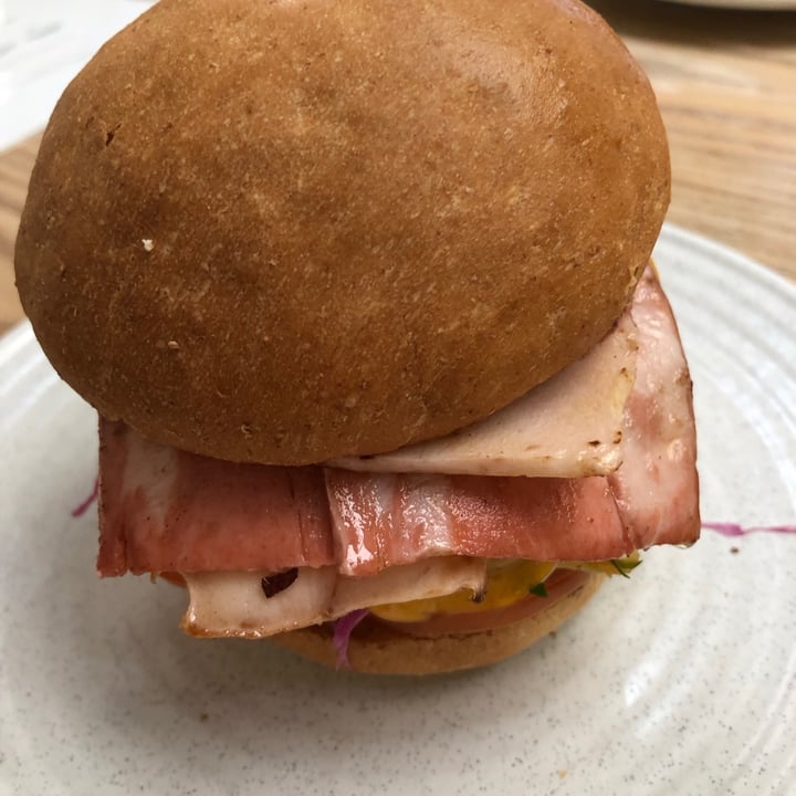 review photo of Oh My Days Vegan Cafe OMD Burger shared by @sydneyvegman on 15 Jul 2020 - review