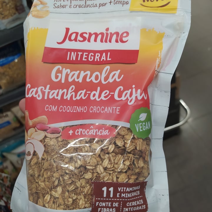 review photo of Jasmine Granola de castanha de caju shared by @amandareges on 05 May 2022 - review