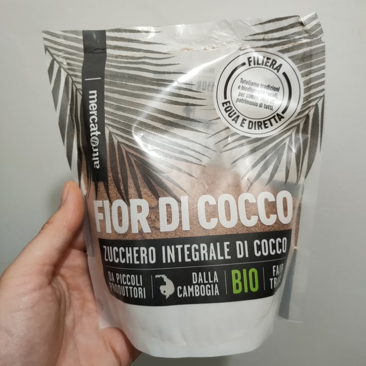 photo of Altro mercato Zucchero di cocco shared by @federicagi on  11 Dec 2022 - review